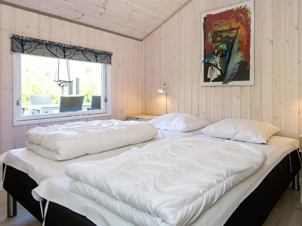 8 Person Holiday Home In Hejls Dış mekan fotoğraf